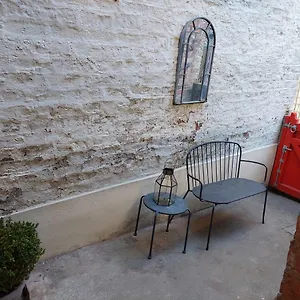 https://the-york-riverside-suites.yorkshirehotels.net